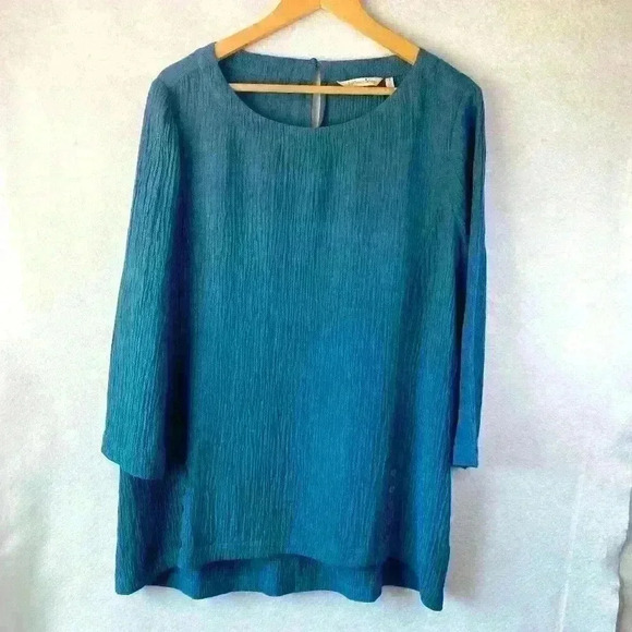 Soft Surrondings Blue 3/4 Sleeve Crinkle‎ Textured Button Accents Tunic Size L - Picture 1 of 14